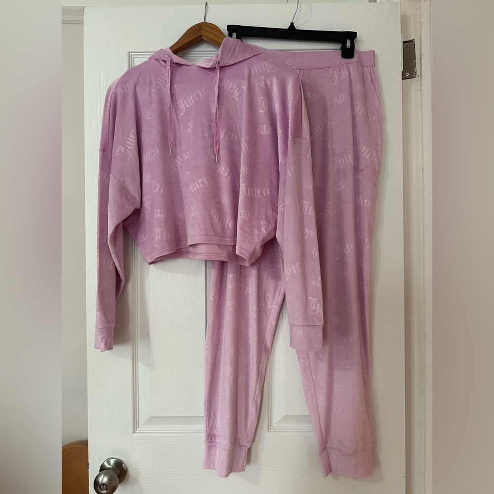 NWOT Juicy Couture Lavender Lounge Set
